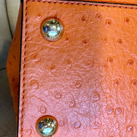 Michael Kors Hamilton purse - Picture 7 of 14